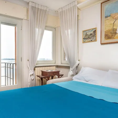 Guesthost - Relais Rosanna Stunning Lagoon-view * غرادو